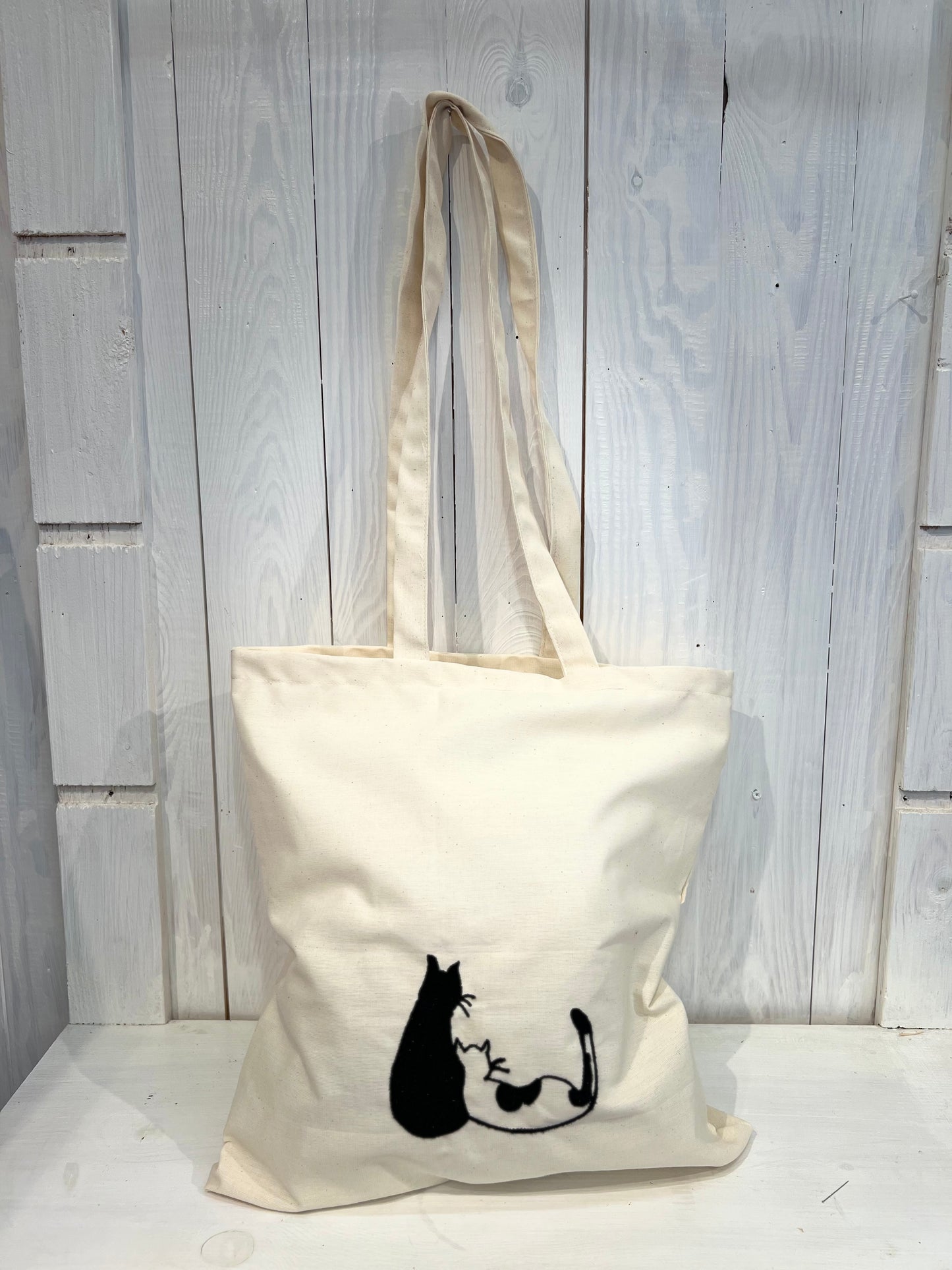 Tote Bag ricamata con gatti - Tote Bag - Tote Bag Ricamo - Tote Bag Ricamo Gatti Innamorati - Shopper Bag - Shopper Bag Ricamata Pezzo Unico - Handmade - Piacevolmente Country di Rosi Maria Cristina