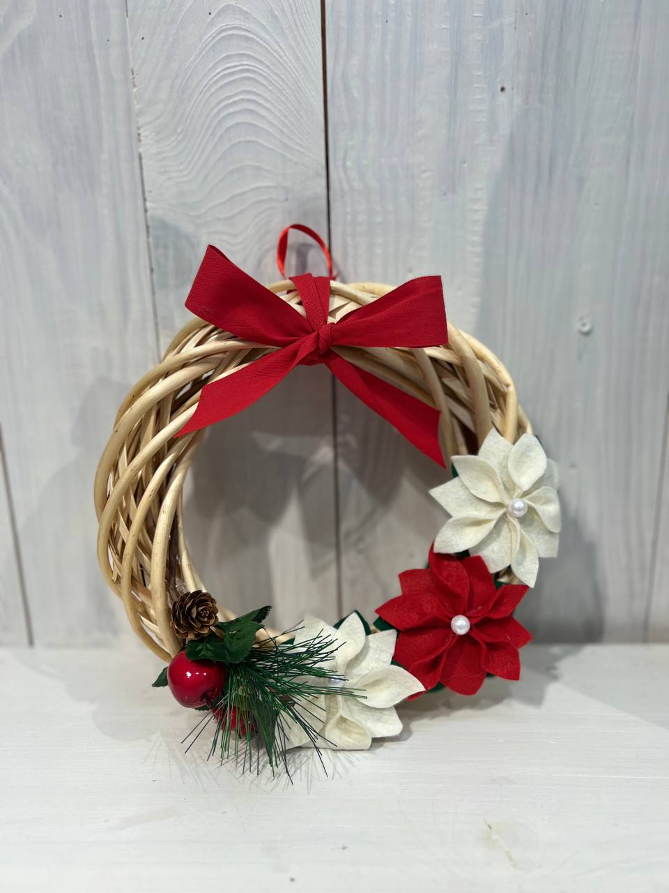 Ghirlanda fuoriporta natalizia  Ghirlanda di Natale Pezzo Unico Ghirlanda Ghiarlanda homemade fatta a mano Biancheria per la casa stile country stile shabby chic