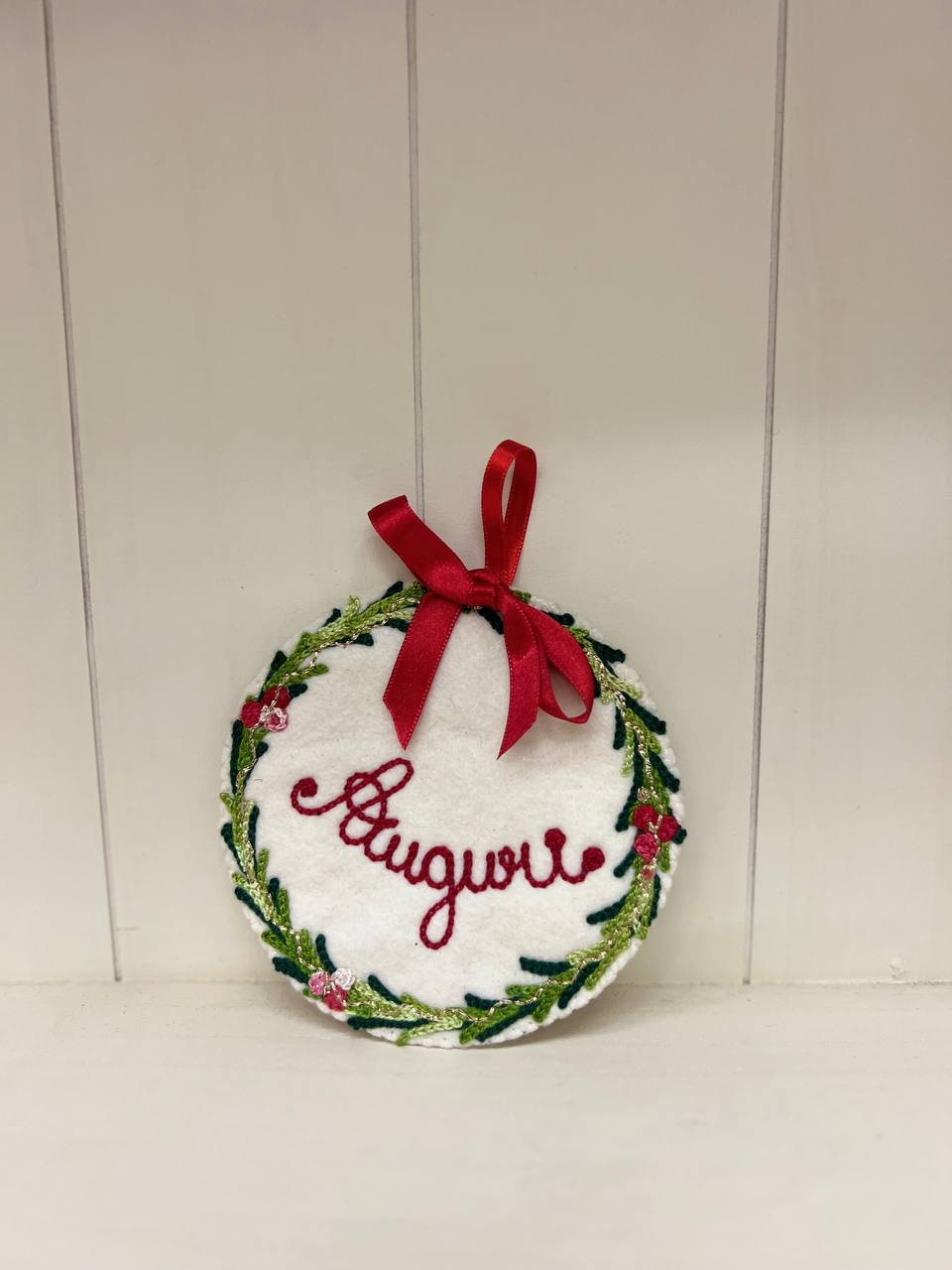 Pallina Natalizia in stoffa ricamata Decorazione natalizia personalizzata Decorazione Natalizia ricamata biancheria per la casa stile country e shabby chic piacevolmente country