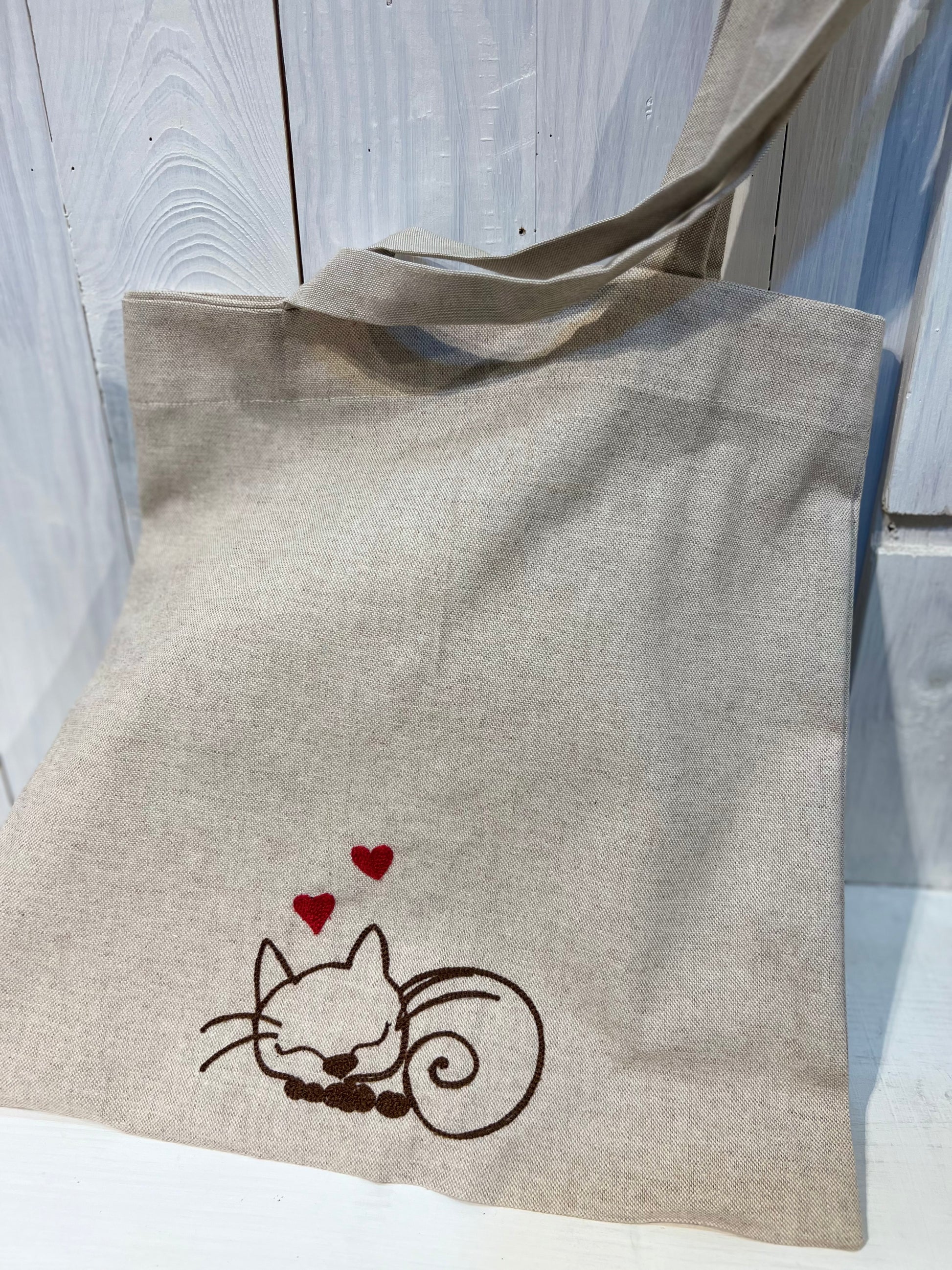 Tote Bag ricamata con gatto - Pronta per la spedizione - Pezzo Unico - Piacevolmente Country di Rosi Maria Cristina