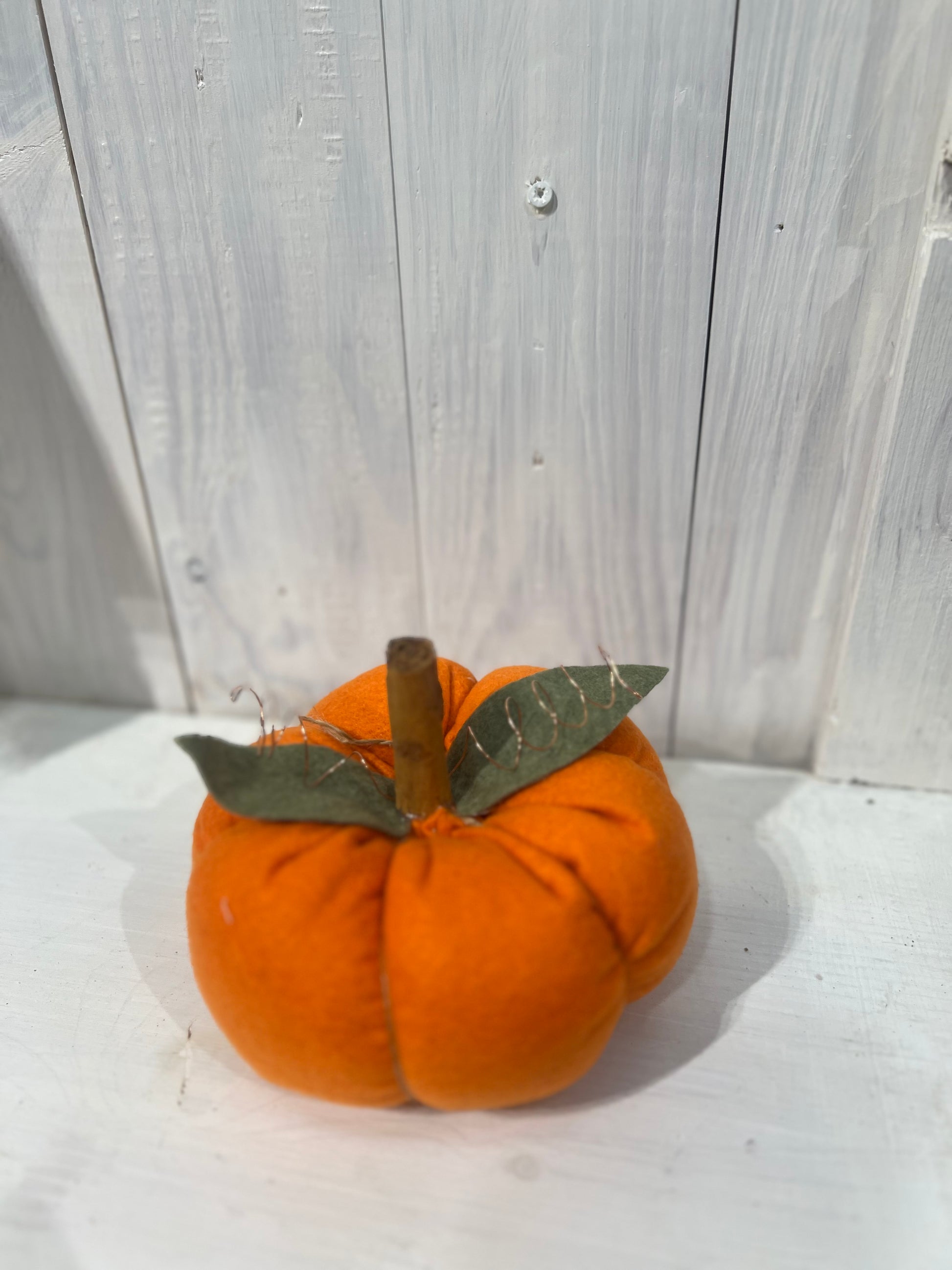 Zucca - Zucca in stoffa - Zucca decorativa - Decorazioni autunnali - Decorazioni per la casa - Zucca con Cannella - Piacevolmente Country di Rosi Maria Cristina