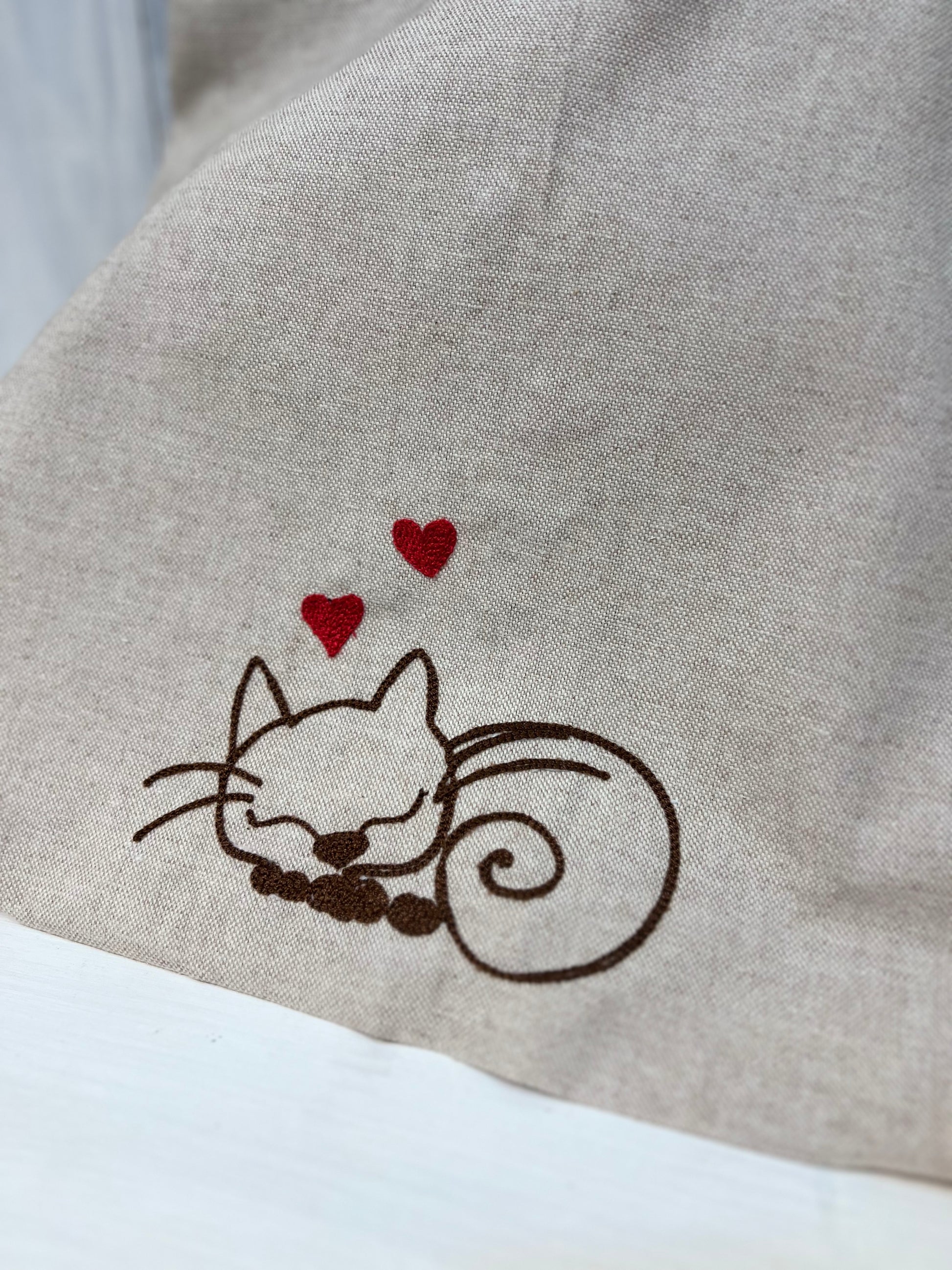 Tote Bag ricamata con gatto - Pronta per la spedizione - Pezzo Unico - Piacevolmente Country di Rosi Maria Cristina