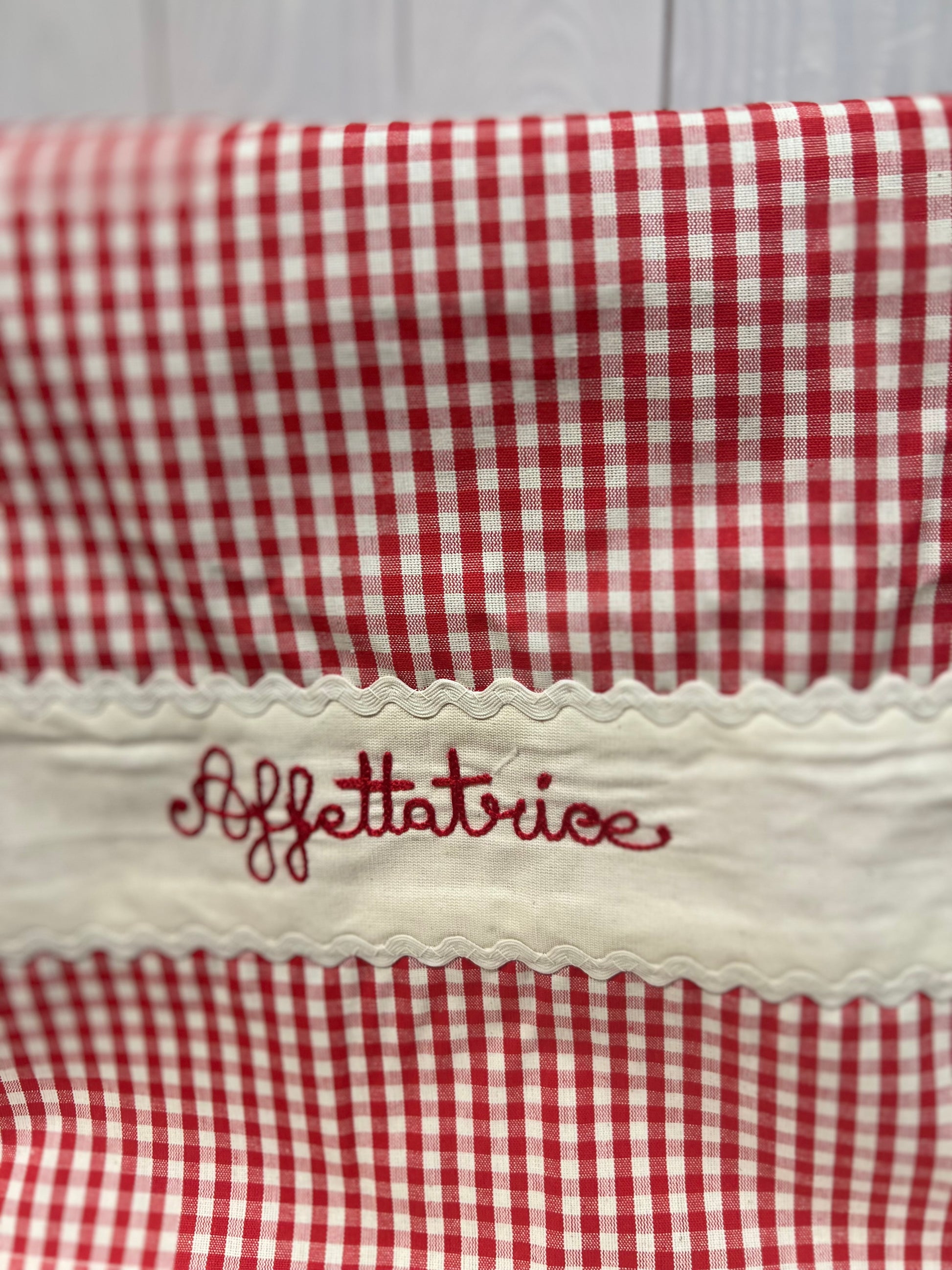 Copriaffettatrice ricamato - Diversi colori - Pezzo Unico - Fatto a mano - Piacevolmente Country di Rosi Maria Cristina