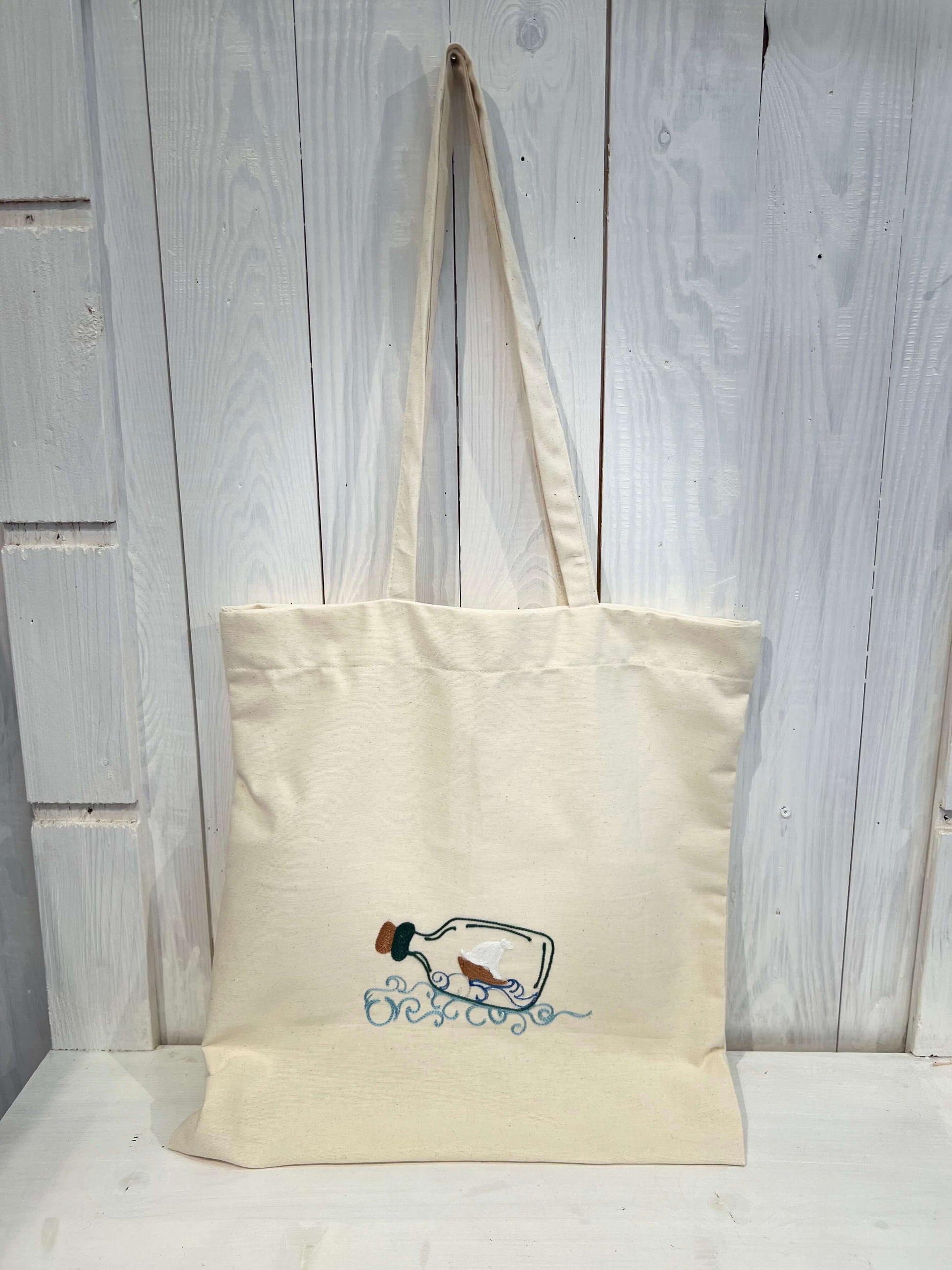 Tote Bag con Barchetta - Tote Bag - Shopper Bag - Tote Bag Ricamo Barca nella bottiglia - Piacevolmente Country di Rosi Maria Cristina