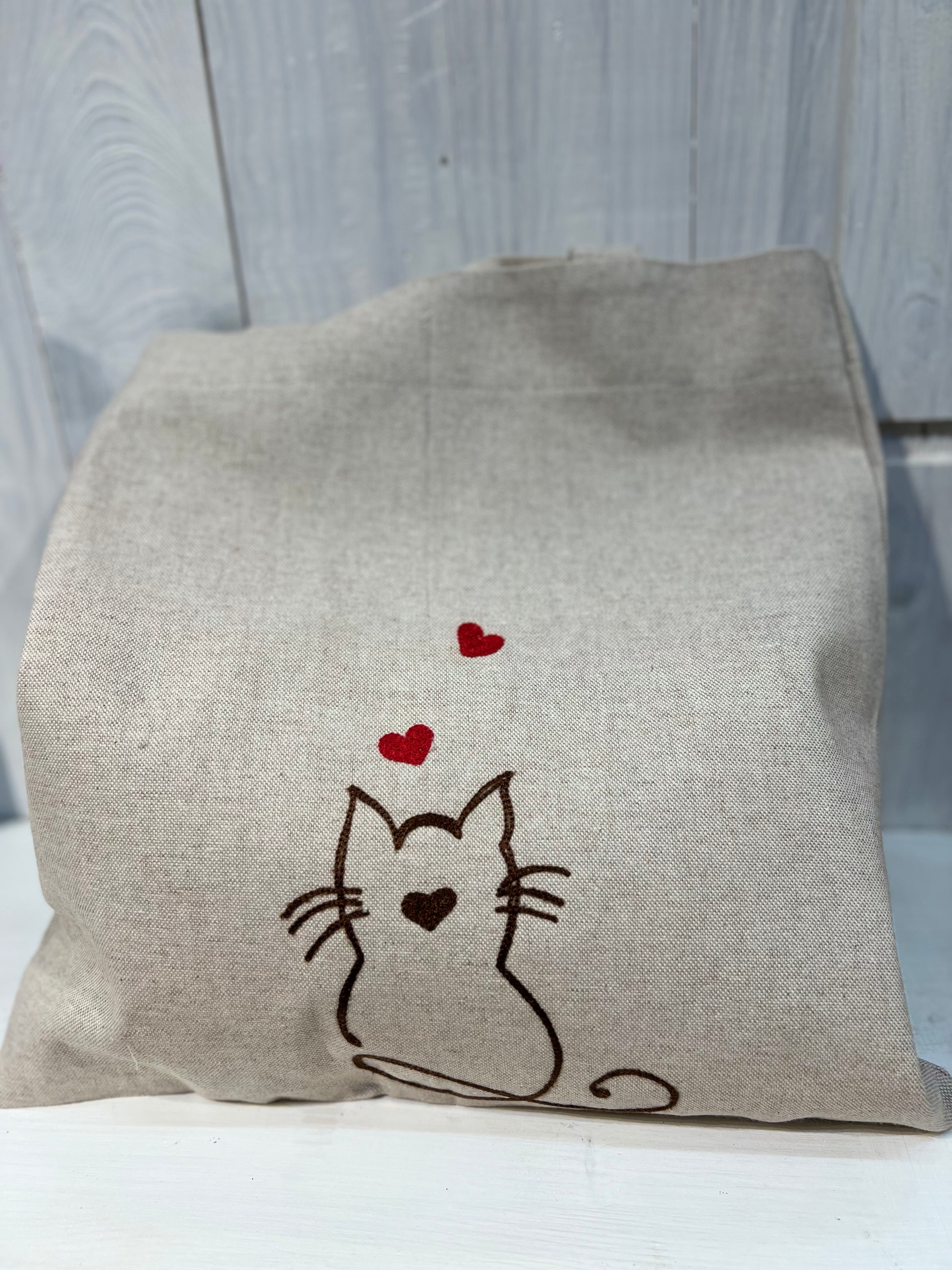 Tote Bag ricamata con gatto - Pronta per la spedizione - Pezzo Unico - Piacevolmente Country di Rosi Maria Cristina