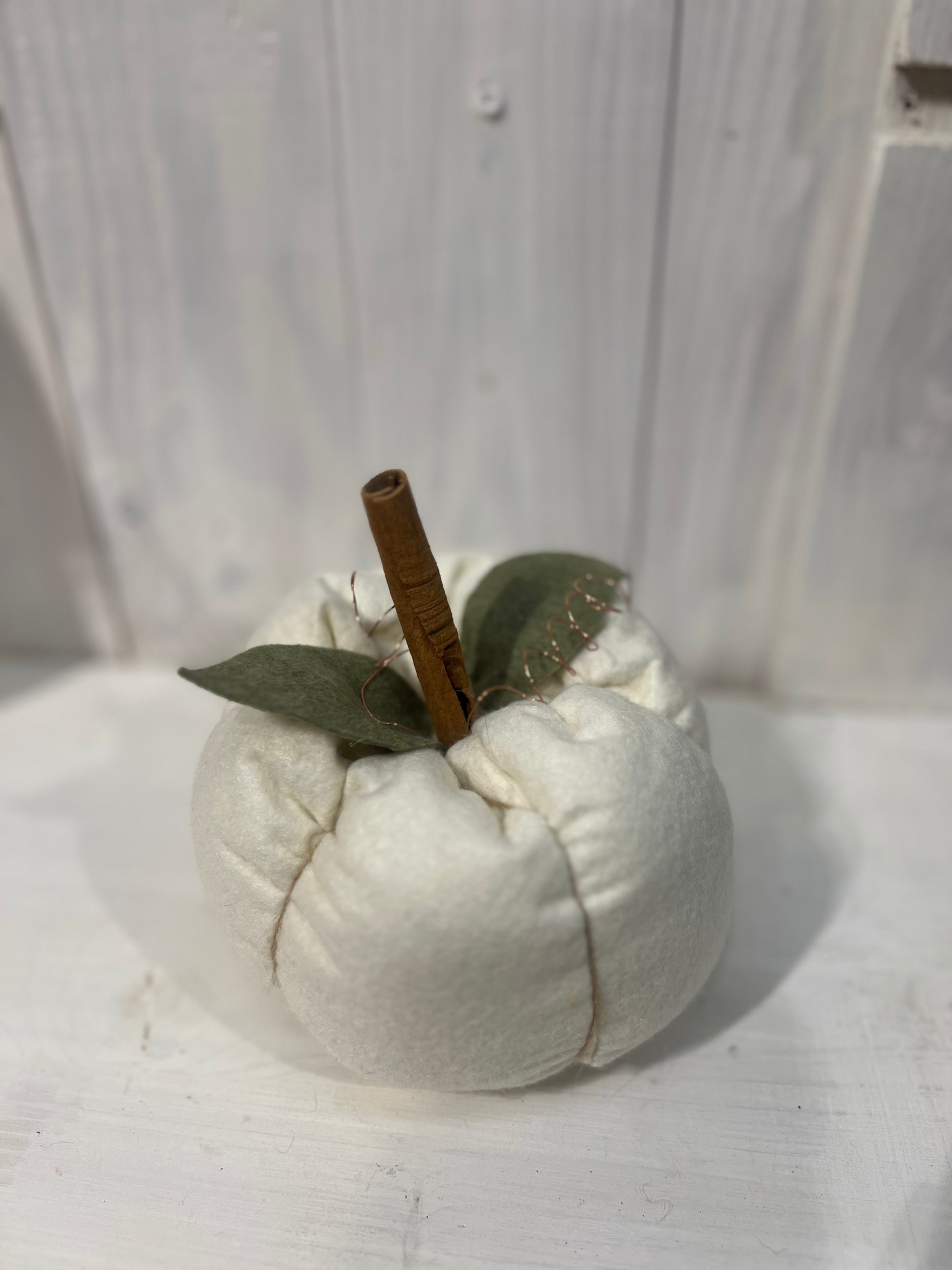 Zucca - Zucca in stoffa - Zucca decorativa - Decorazioni autunnali - Decorazioni per la casa - Zucca con Cannella - Piacevolmente Country di Rosi Maria Cristina