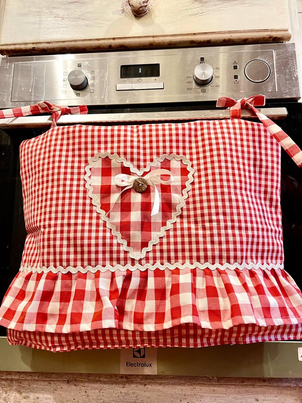 Copriforno con decorazione fatto a mano - Pezzo Unico - Disponibile in diversi colori - Piacevolmente Country di Rosi Maria Cristina - Copriforno