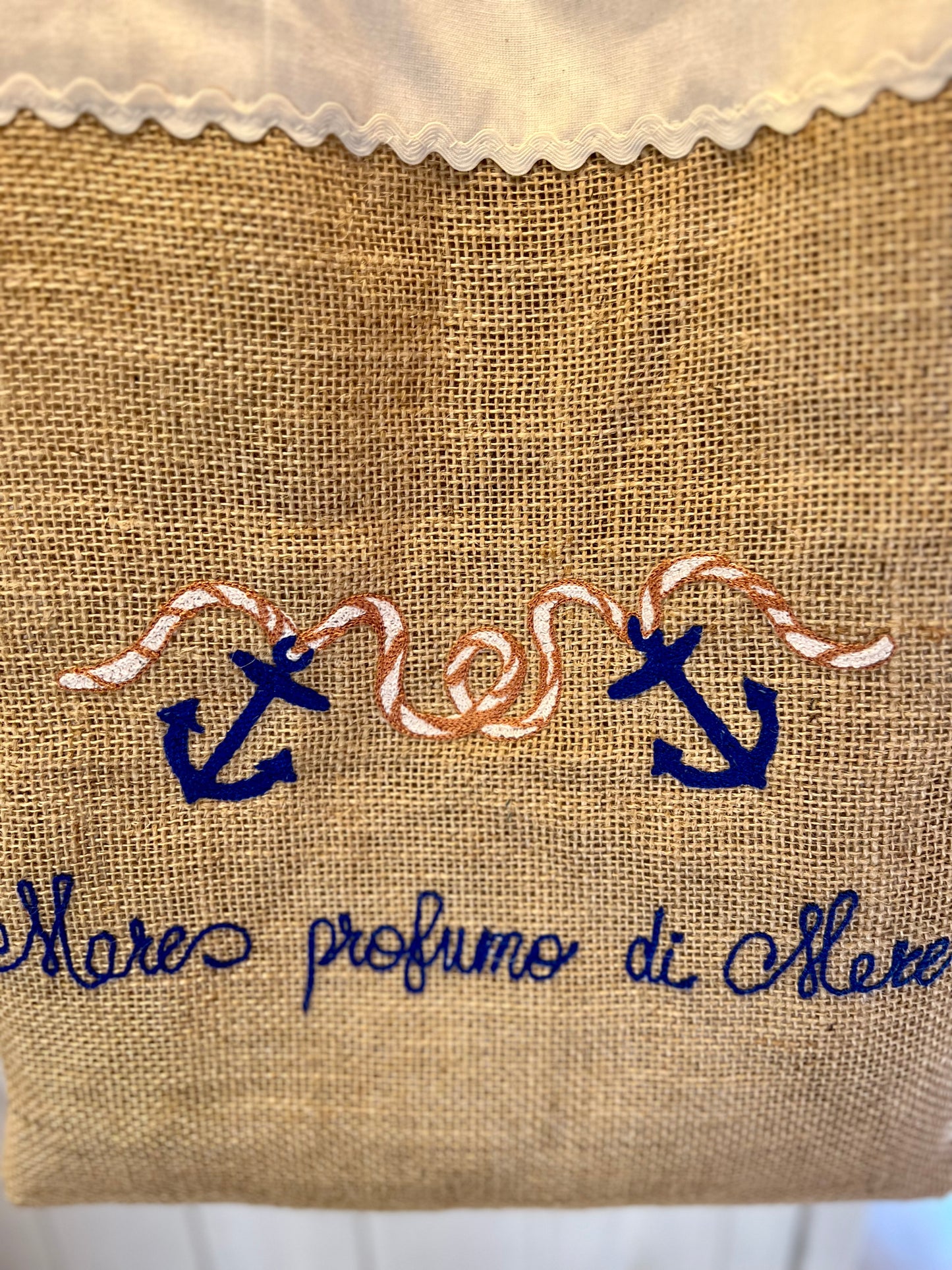 Borsa Mare Ricamata in Stile Country e Shabby Chic - Pezzo Unico Fatto a Mano - Edizione limitata - Piacevolmente Country di Rosi Maria Cristina